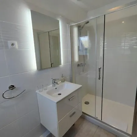 Hotel Demeures & Chateaux - De La Porte Saint-malo 3*
