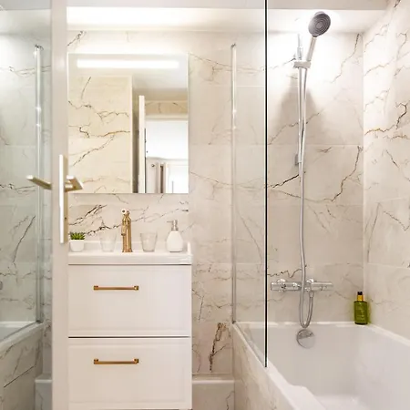 Hotel Demeures & Chateaux - De La Porte Saint-malo 3*