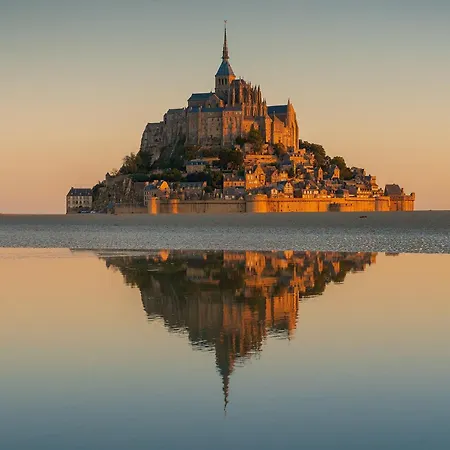 Demeures & Chateaux - De La Porte Saint-malo Dinan